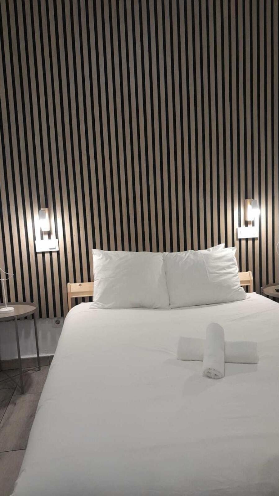 Apartamentos Tetuan مدريد الغرفة الصورة
