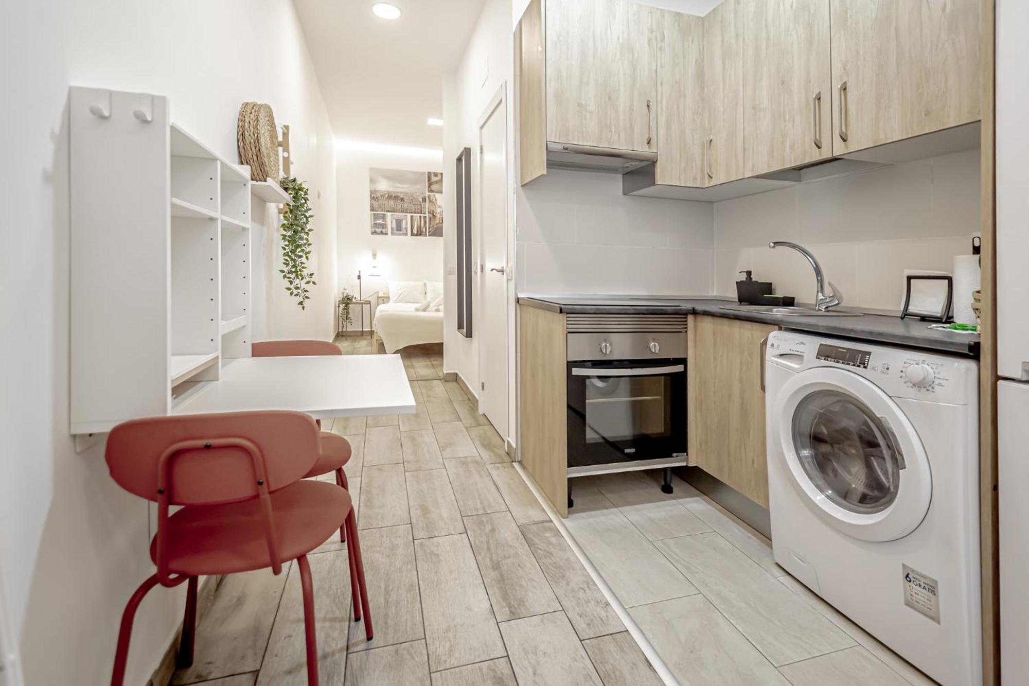 Apartamentos Tetuan مدريد الغرفة الصورة
